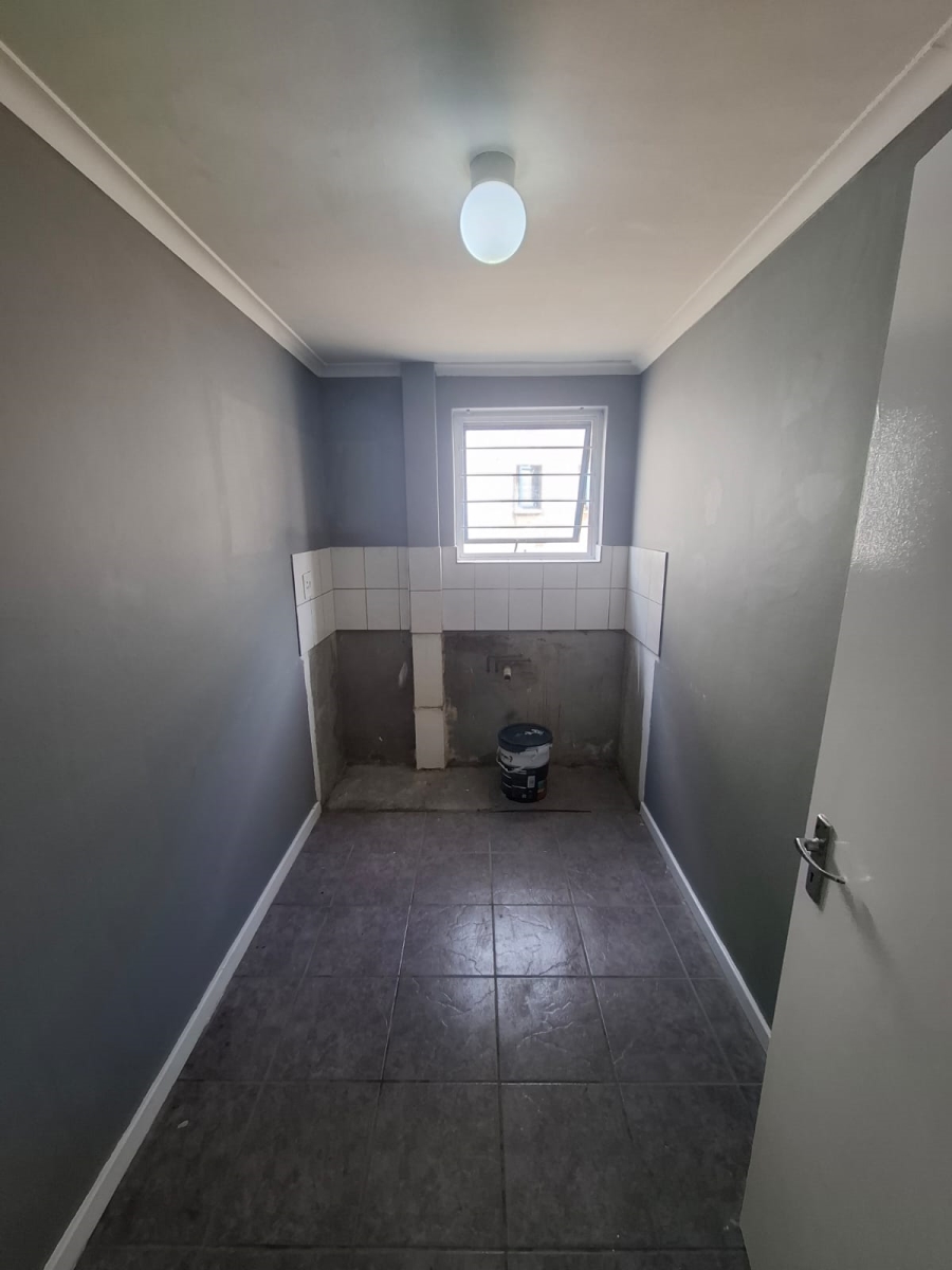 To Let Commercial Property for Rent in Stikland Industrial Western Cape